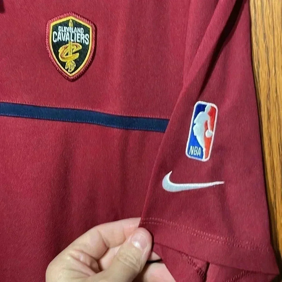 Nike Dri-Fit Polo Shirt short sleeve NBA Cleveland Cavaliers size XL - Picture 3 of 8